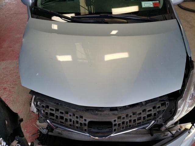 Photo 11 from auction – 2012 TOYOTA PRIUS V with VIN JTDZN3EU1C3165404