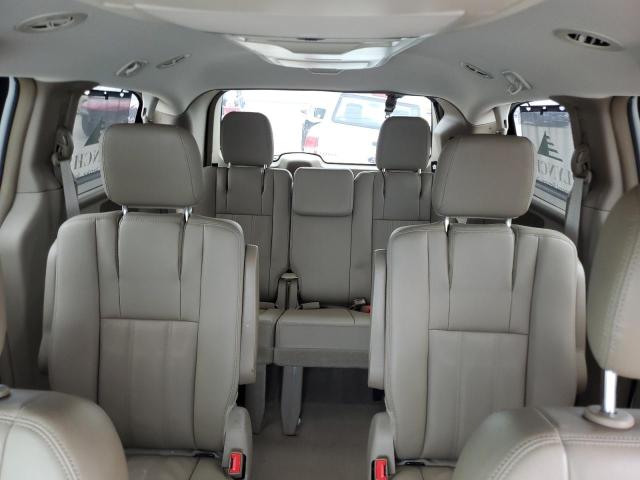 Photo 10 from auction – 2015 CHRYSLER TOWN & COU with VIN 2C4RC1BG9FR520162