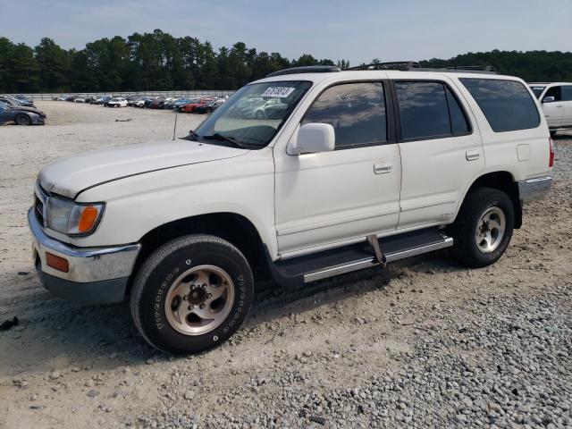 TOYOTA 4RUNNER SR 1998 with VIN JT3GN86R4W0090559 - Photo from auction