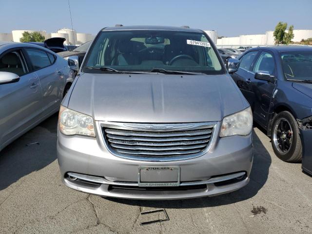 Photo 5 from auction – 2013 CHRYSLER TOWN & COU with VIN 2C4RC1CG3DR806536