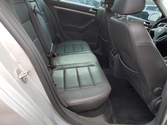 Photo 10 from auction – 2007 VOLKSWAGEN JETTA WOLF with VIN 3VWEF71K67M174270