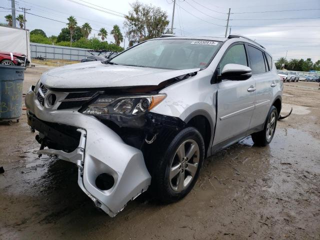 TOYOTA RAV4 XLE 2015 with VIN JTMRFREV9FD138796 - Photo from auction