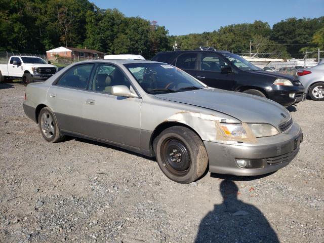 Photo 4 from auction – 2001 LEXUS ES 300 with VIN JT8BF28G610318063