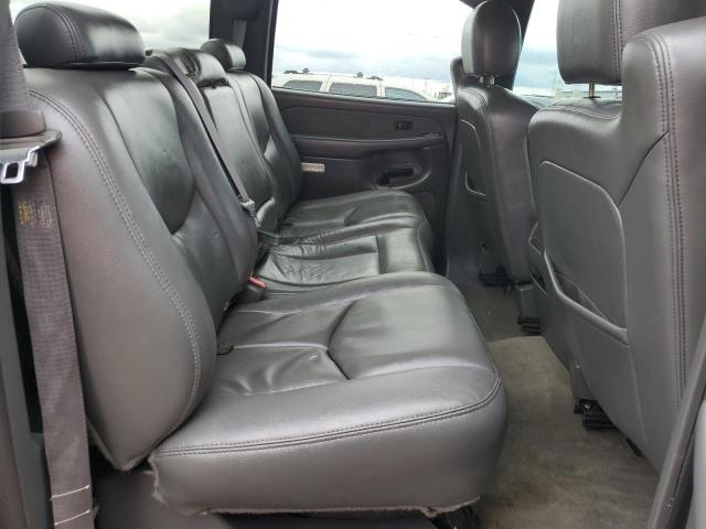 Photo 10 from auction – 2003 CHEVROLET SILVERADO with VIN 1GCGK13UX3F185365