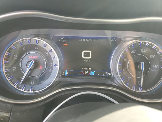 Photo 9 from auction – 2016 CHRYSLER 300 LIMITE with VIN 2C3CCAAG6GH311190
