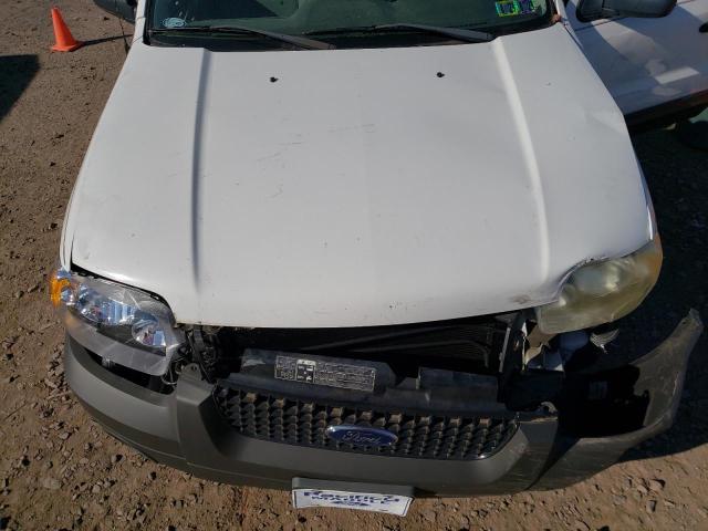 Photo 12 from auction – 2005 FORD ESCAPE XLT with VIN 1FMCU93195KB34197