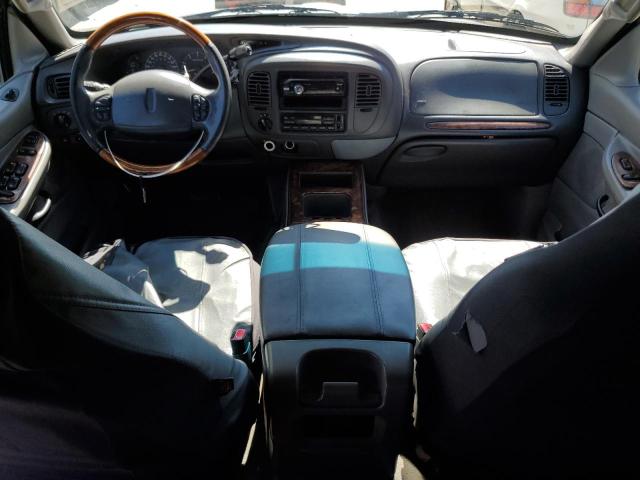 Zdjęcie 8 z aukcji – 2000 LINCOLN NAVIGATOR z VIN 5LMFU28A3YLJ34611