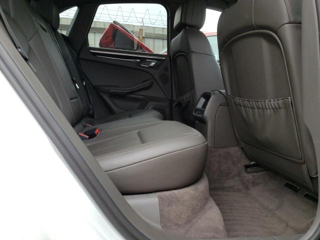 Photo 11 from auction – 2015 PORSCHE MACAN S with VIN WP1AB2A56FLB42041