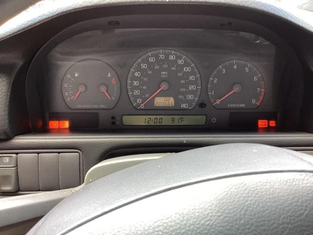 Photo 8 from auction – 1998 VOLVO V70 with VIN YV1LW5577W2487106
