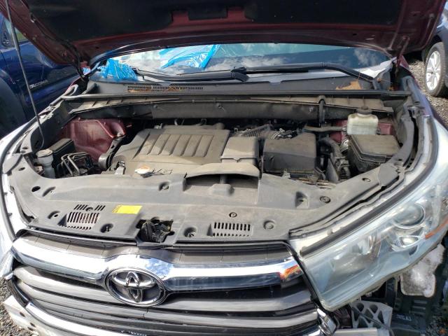 Photo 11 from auction – 2016 TOYOTA HIGHLANDER with VIN 5TDJKRFH1GS292233