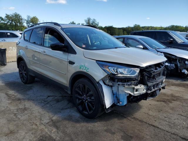 Photo 4 from auction – 2018 FORD ESCAPE SE with VIN 1FMCU9GD0JUA46982
