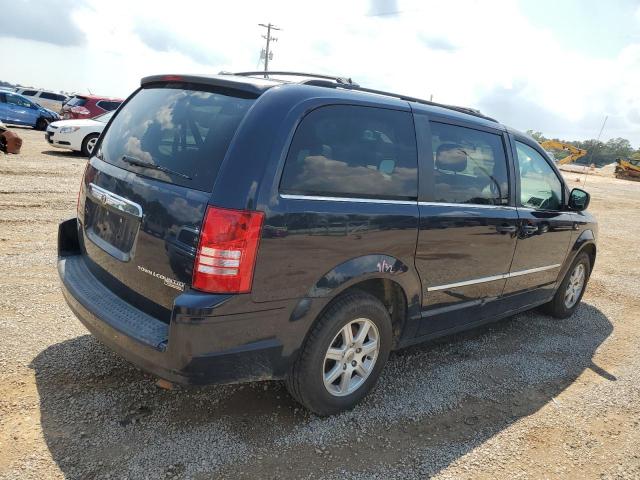 Photo 3 from auction – 2010 CHRYSLER TOWN & COU with VIN 2A4RR8D16AR436609