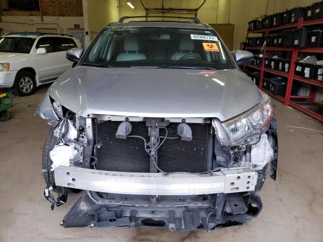 Photo 5 from auction – 2016 TOYOTA HIGHLANDER with VIN 5TDJKRFH1GS275545