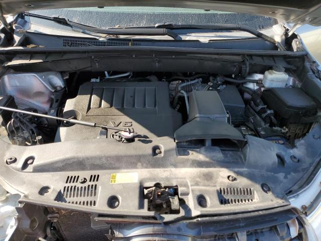 Photo 11 from auction – 2016 TOYOTA HIGHLANDER with VIN 5TDBKRFH9GS321658