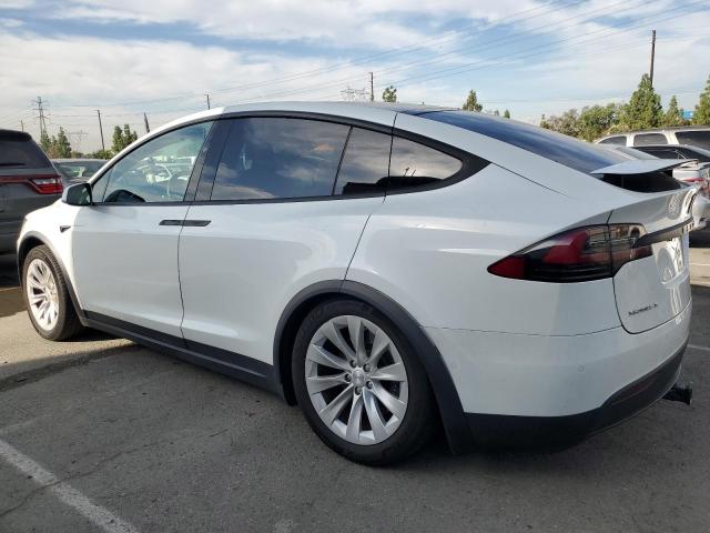 Photo 2 from auction – 2017 TESLA MODEL X with VIN 5YJXCBE24HF048030