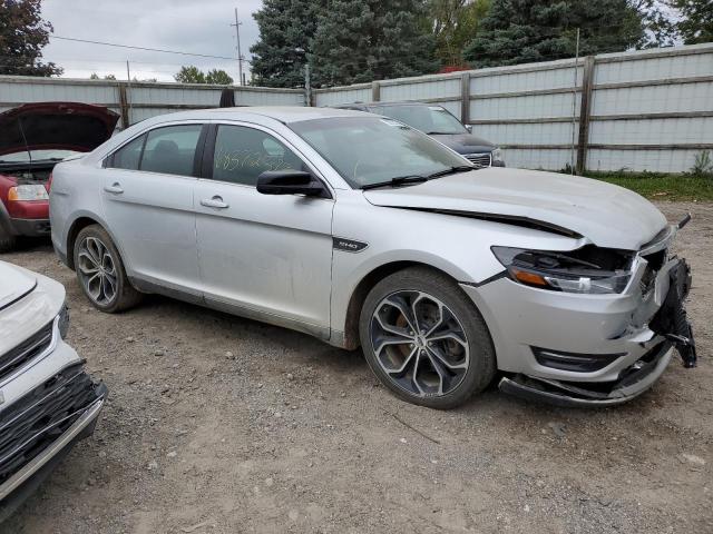 Photo 4 from auction – 2016 FORD TAURUS SHO with VIN 1FAHP2KT2GG147042