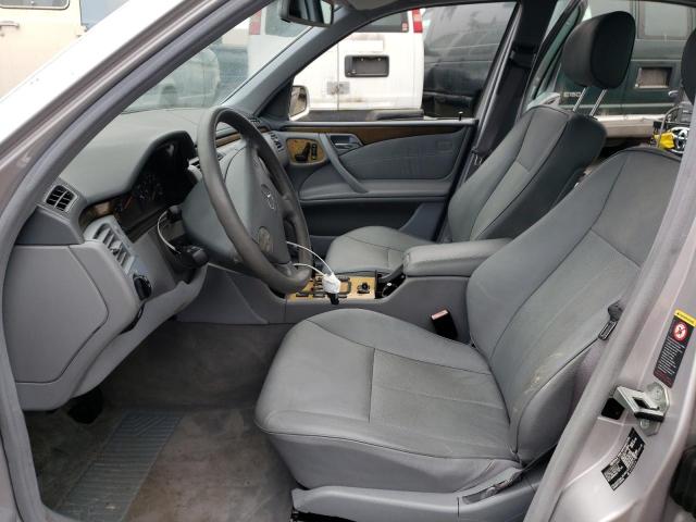 Photo 7 from auction – 2002 MERCEDES-BENZ E 320 with VIN WDBJF65J82B483380