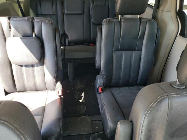 Photo 10 from auction – 2013 CHRYSLER TOWN & COU with VIN 2C4RC1BG0DR690312