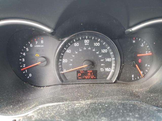 Photo 9 from auction – 2015 KIA SORENTO LX with VIN 5XYKTDA70FG619199