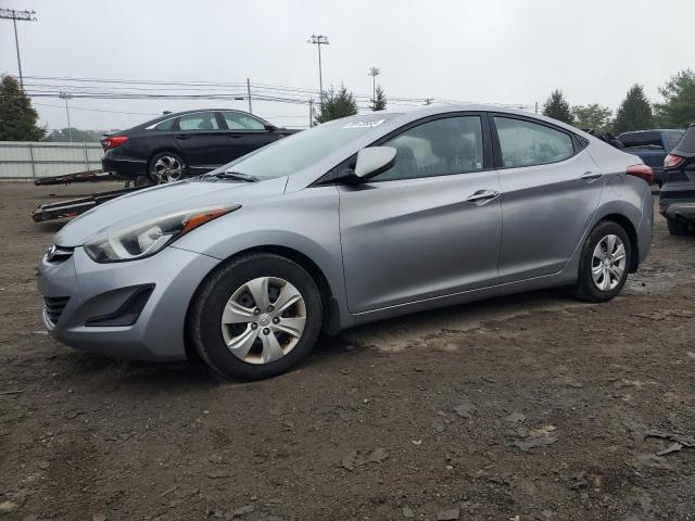 HYUNDAI ELANTRA SE 2016 with VIN 5NPDH4AE4GH694491 - Photo from auction