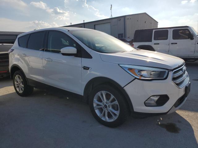 Photo 4 from auction – 2017 FORD ESCAPE SE with VIN 1FMCU0GD2HUE38870