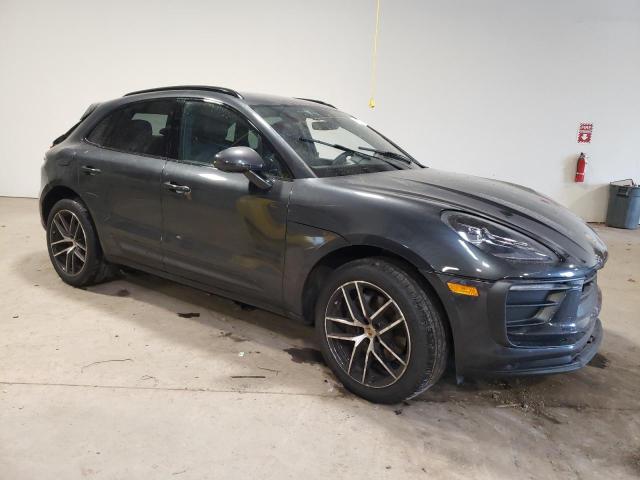 Photo 4 from auction – 2022 PORSCHE MACAN with VIN WP1AA2A52NLB00385
