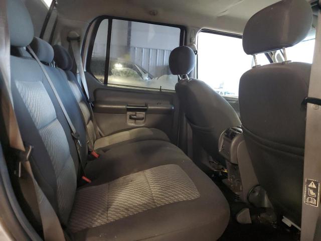 Photo 10 from auction – 2004 FORD EXPLORER S with VIN 1FMZU67K74UA77013