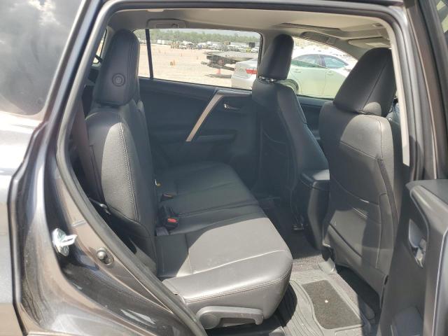 Photo 10 from auction – 2017 TOYOTA RAV4 XLE with VIN JTMWFREV0HD095827