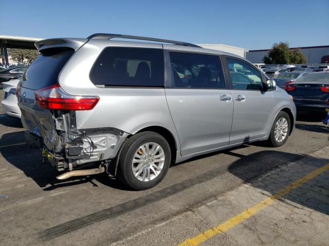 Photo 3 from auction – 2015 TOYOTA SIENNA XLE with VIN 5TDYK3DC0FS533734