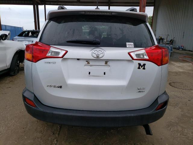 Photo 6 from auction – 2015 TOYOTA RAV4 XLE with VIN JTMRFREV9FD138796