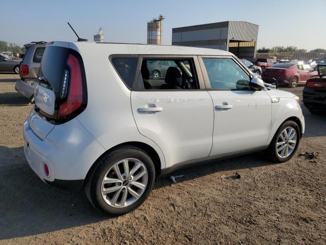 Снимка 3 от търг – 2017 KIA SOUL + с VIN KNDJP3A54H7411366