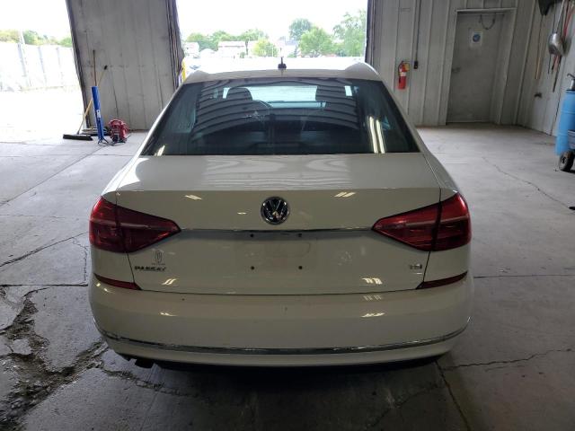 Photo 6 from auction – 2016 VOLKSWAGEN PASSAT with VIN 1VWAT7A3XGC042307