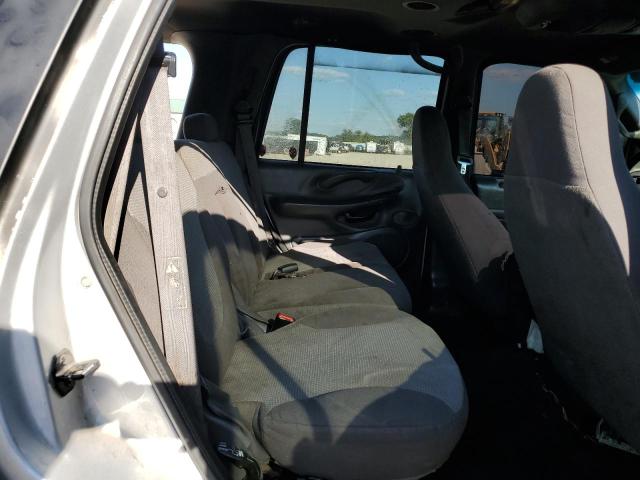 Photo 11 from auction – 2000 FORD EXPEDITION with VIN 1FMRU1661YLA99933