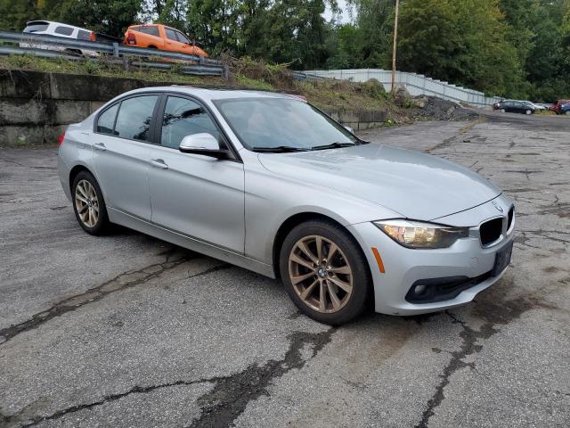 Photo 4 from auction – 2017 BMW 320 XI with VIN WBA8E5G52HNU41580