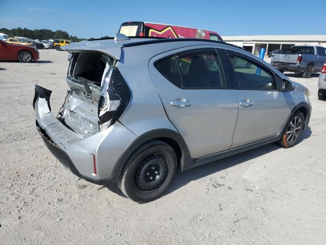 Photo 3 from auction – 2018 TOYOTA PRIUS C with VIN JTDKDTB36J1608607