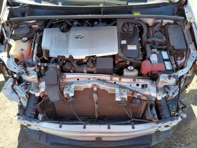 Photo 11 from auction – 2018 TOYOTA PRIUS with VIN JTDKBRFU6J3585460