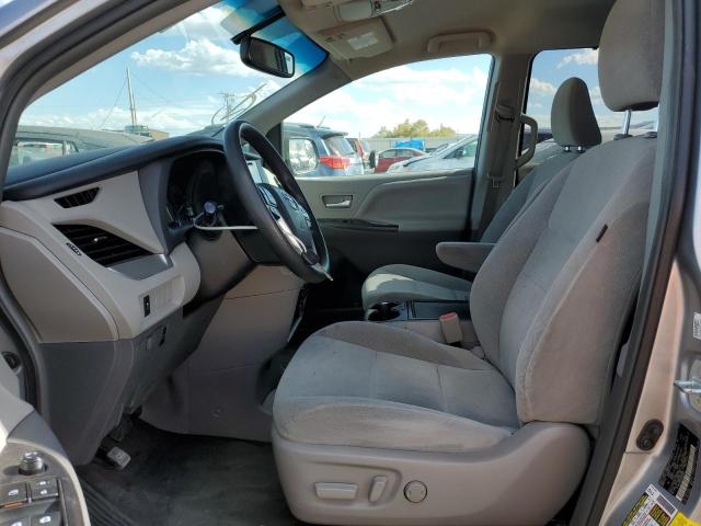 Photo 7 from auction – 2017 TOYOTA SIENNA LE with VIN 5TDKZ3DC3HS808095