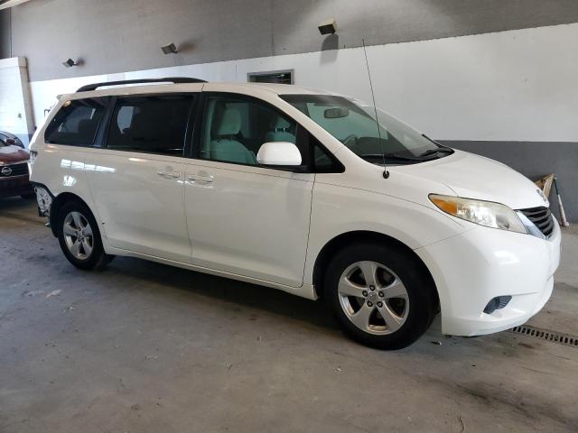 Zdjęcie 4 z aukcji – 2012 TOYOTA SIENNA LE z VIN 5TDKK3DC8CS279014