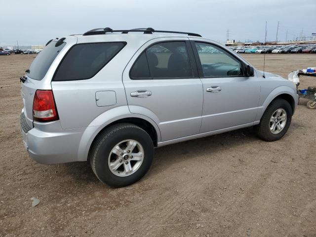 Photo 3 from auction – 2004 KIA SORENTO EX with VIN KNDJD733945325908