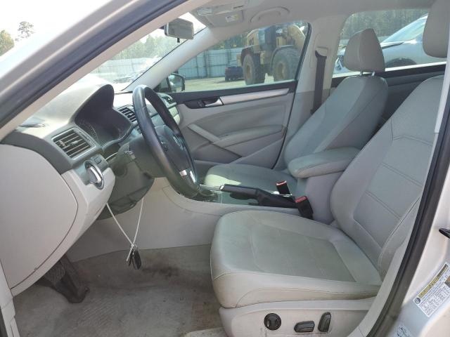 Photo 7 from auction – 2014 VOLKSWAGEN PASSAT S with VIN 1VWAS7A37EC105430