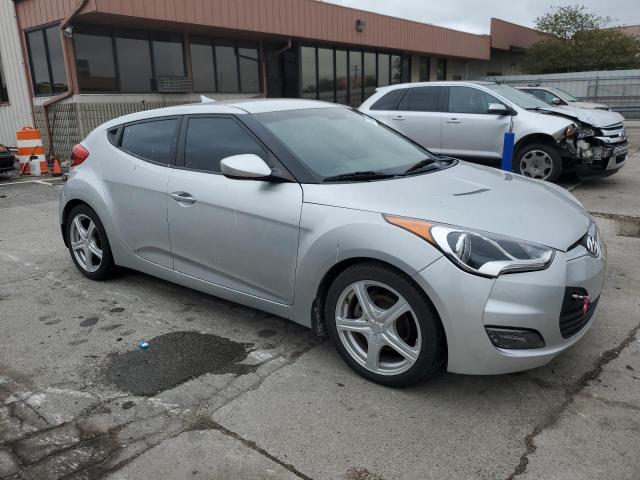 Photo 4 from auction – 2012 HYUNDAI VELOSTER with VIN KMHTC6AD7CU038987