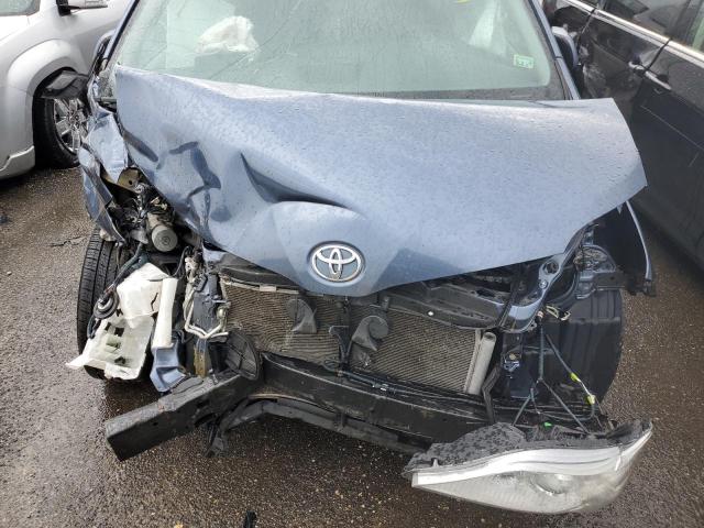 Photo 11 from auction – 2017 TOYOTA SIENNA LE with VIN 5TDJZ3DC4HS167762