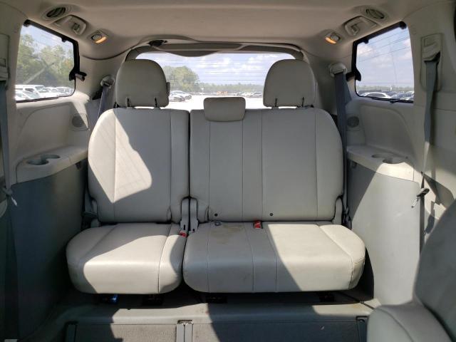 Photo 10 from auction – 2011 TOYOTA SIENNA XLE with VIN 5TDYK3DC4BS037202