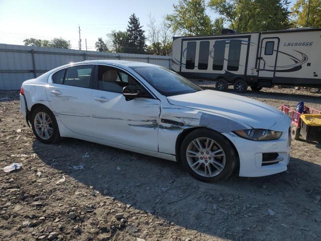 Photo 4 from auction – 2018 JAGUAR XE PREMIUM with VIN SAJAD4FX5JCP21405