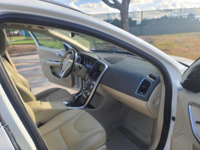 Photo 5 from auction – 2016 VOLVO XC60 T5 PL with VIN YV440MDM2G2790841