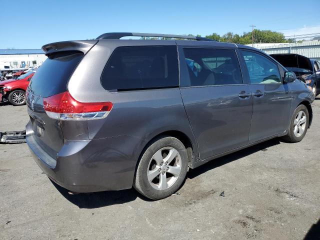 Photo 3 from auction – 2014 TOYOTA SIENNA LE with VIN 5TDKK3DC0ES477752