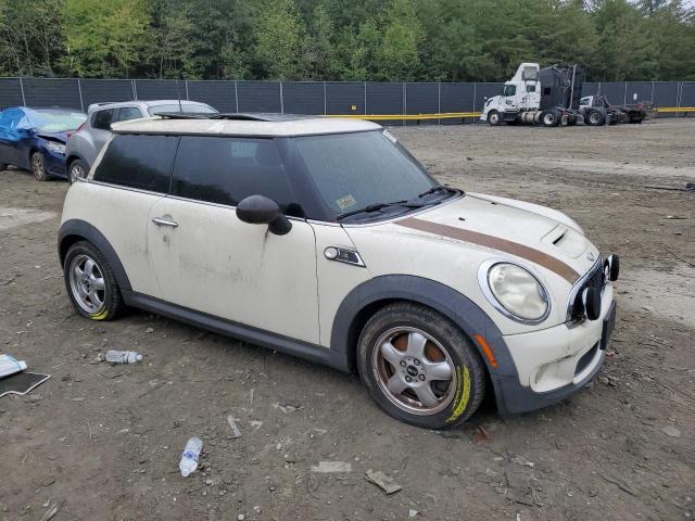 Photo 4 from auction – 2010 MINI COOPER S with VIN WMWMF7C57ATX42084