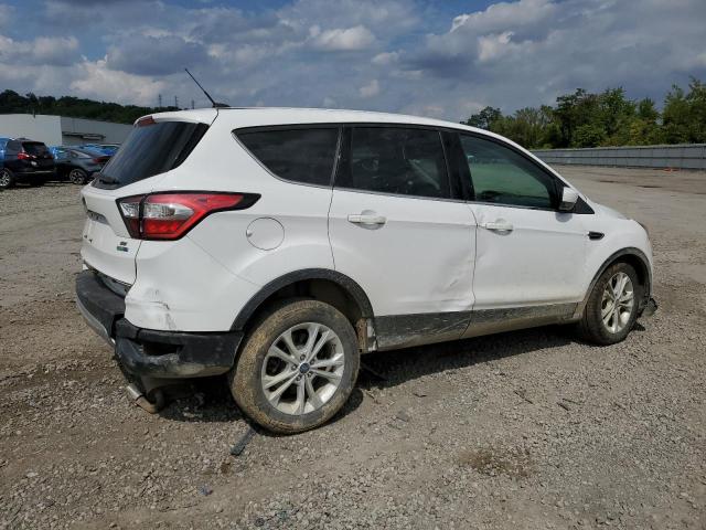 Photo 3 from auction – 2017 FORD ESCAPE SE with VIN 1FMCU9GD3HUC41436