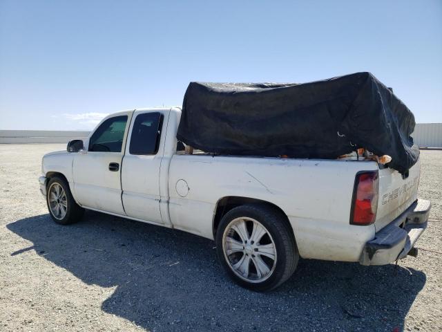 Photo 2 from auction – 2005 CHEVROLET SILVERADO with VIN 1GCEC19TX5Z140236