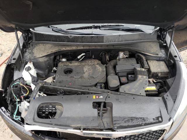 Photo 12 from auction – 2016 KIA SORENTO LX with VIN 5XYPG4A32GG115455